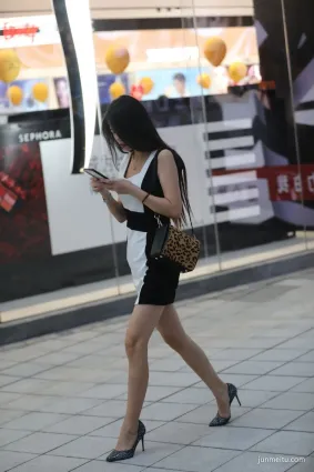 街拍女生對高跟鞋愛不會減，提升氣質還得靠它