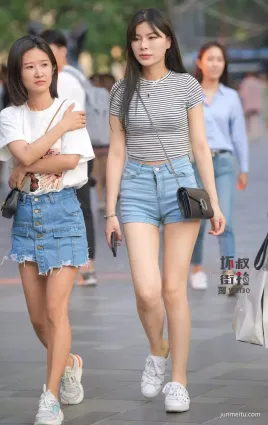 街拍 青春靓麗來形容 不過分吧