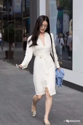街拍白色襯衫裙搭配