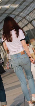 緊身牛仔褲氣質氣質妹紙