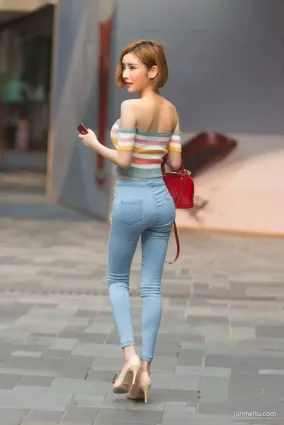 街拍天使的臉龐魔鬼的身材
