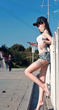 街拍不壞不愛。