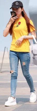 破洞牛仔褲時尚氣質漂亮妹紙