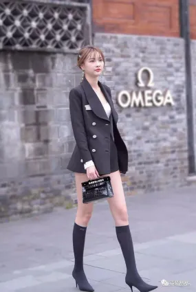 街拍嬌小可愛風街拍女孩