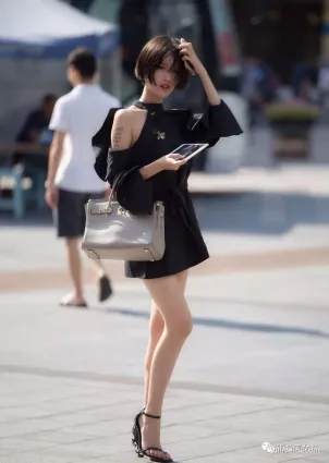 街拍骨感美