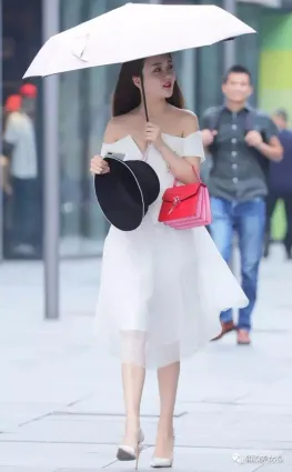 街拍仙仙的