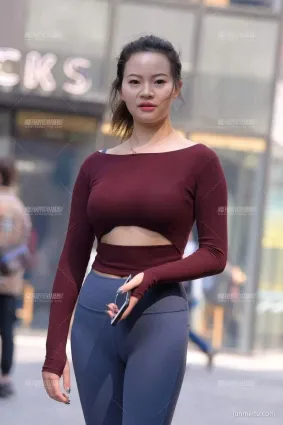 街拍豐滿到這個程度已經是無敵了