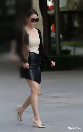 街拍時尚墨鏡美眉樣子高身段好穿搭美