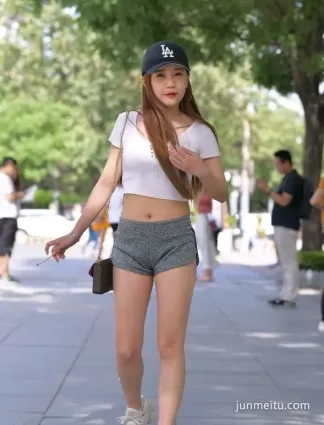 街拍 | 有點肉肉的喜歡嗎