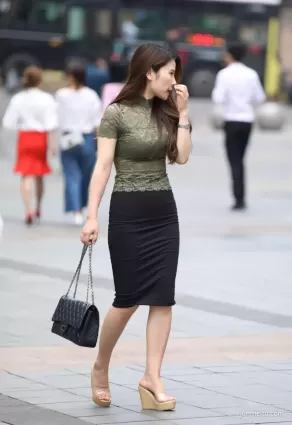 街拍凹凸有緻，是你的理想型嗎