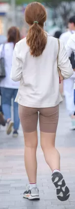 街拍 | 這門戶也太霸氣了