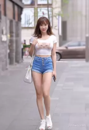街拍 | 長腿禦姐