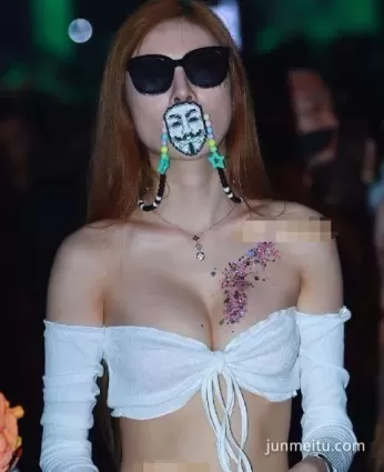 街拍 | 全場最靓的妞
