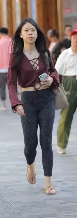 緊身褲豐腴氣質漂亮白皙氣質美女