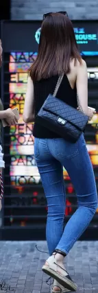黑色小背心清新緊身牛仔褲