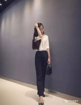 街拍繼續高顔值的美女