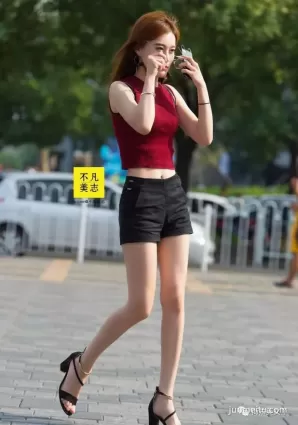 街拍腿玩年系列，不可錯過