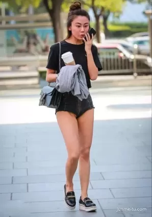 街拍美女 | 熱褲美腿妹紙