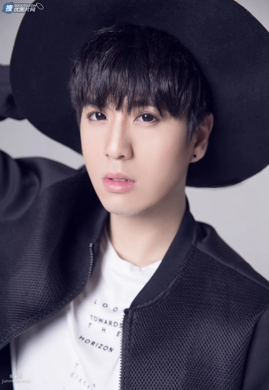 Internet Celebrity Handsome Guy Nili Telong HD Photos photo 6
