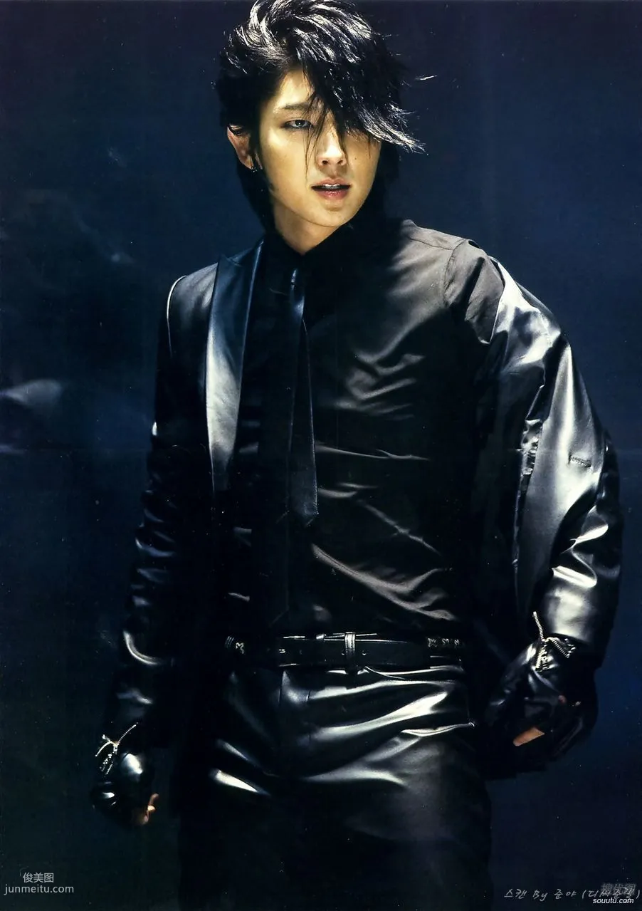 Korean Star Lee Joon-gi (Lee Jun-ki) Cool and Handsome Photo Set Picture Collection photo 6