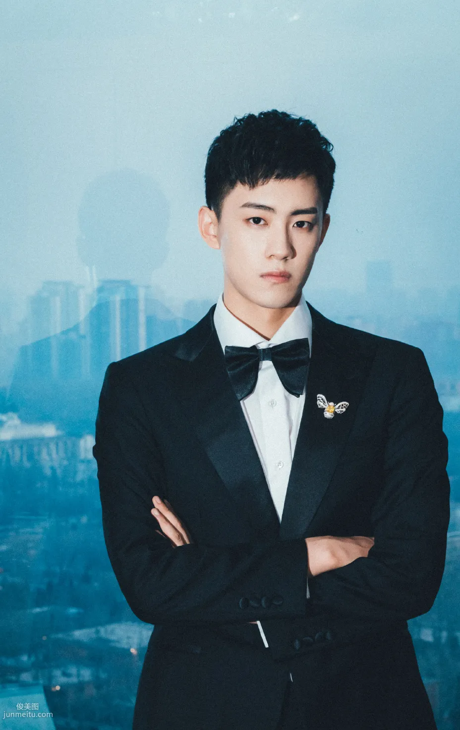 Suit Handsome Guy Yan Zidong Photos photo 4