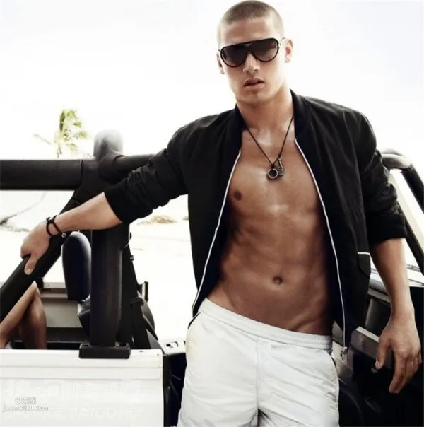 Good-Looking V-Lines, Western V-Line Muscular Handsome Guy Gallery photo 3