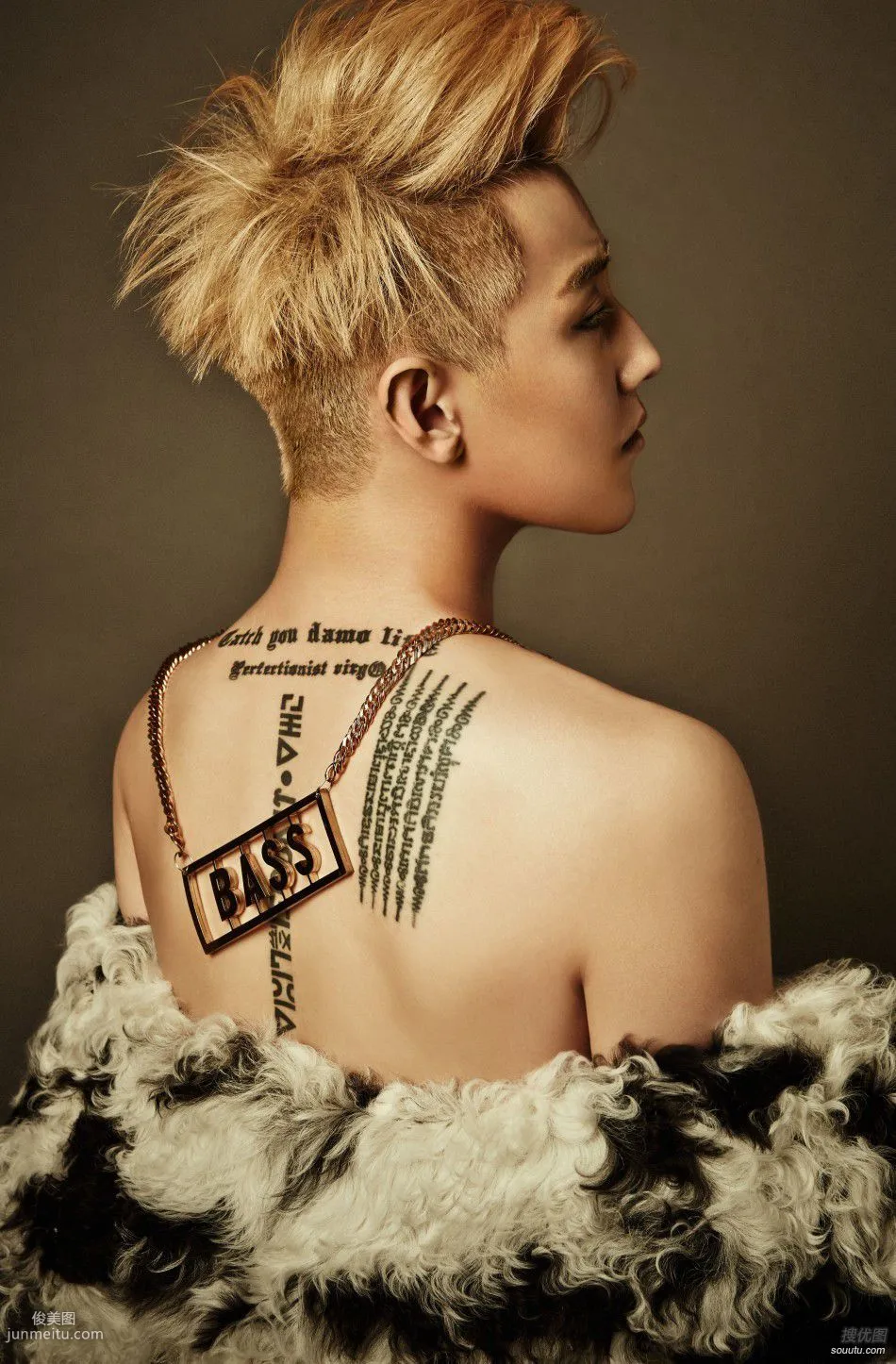 赵泳鑫肌肉图片-全新造型宣传露肌肉套图4