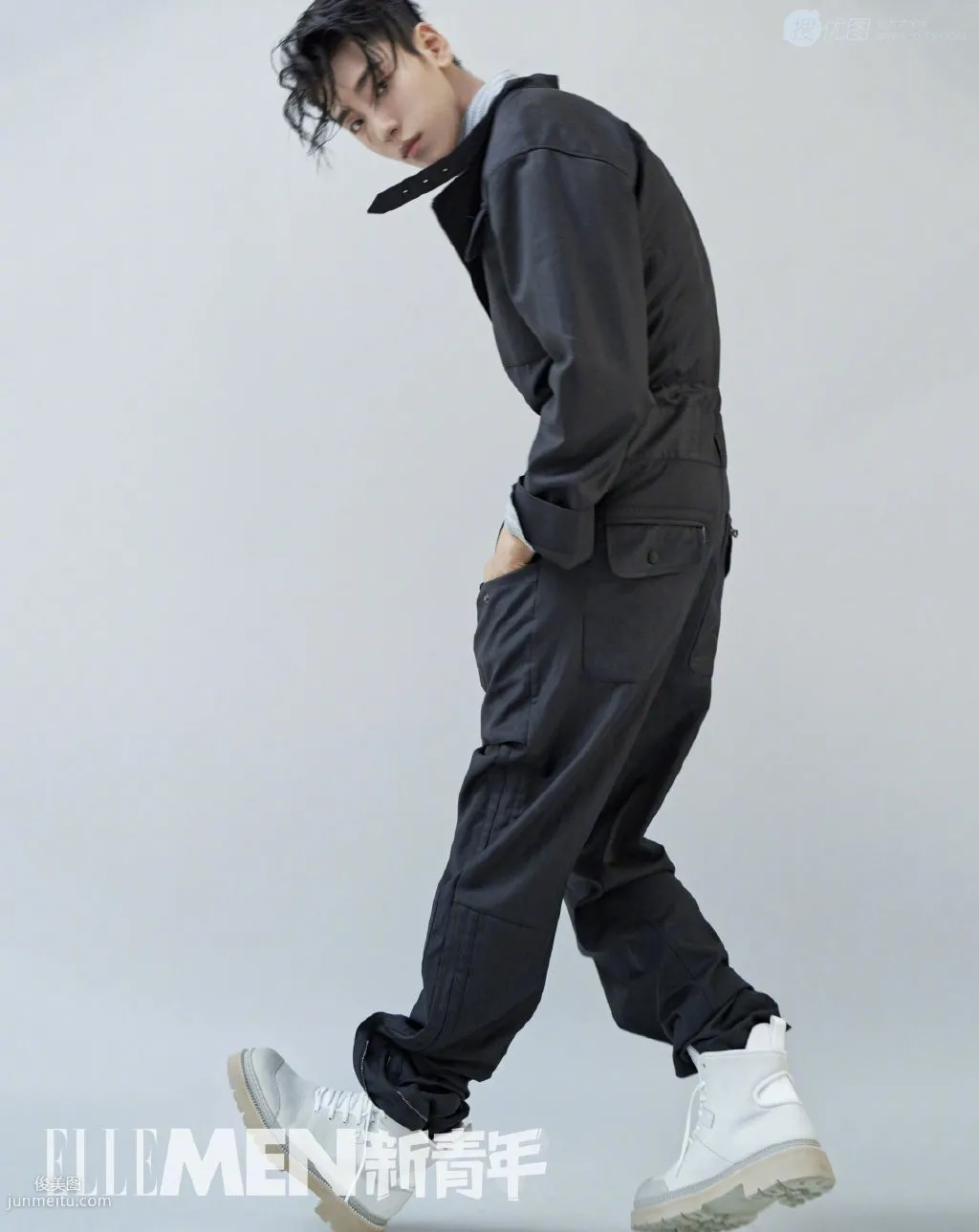 Handsome Big Boy Wang Ziyi New Youth Fashion Magazine Photo Set Gallery photo 9
