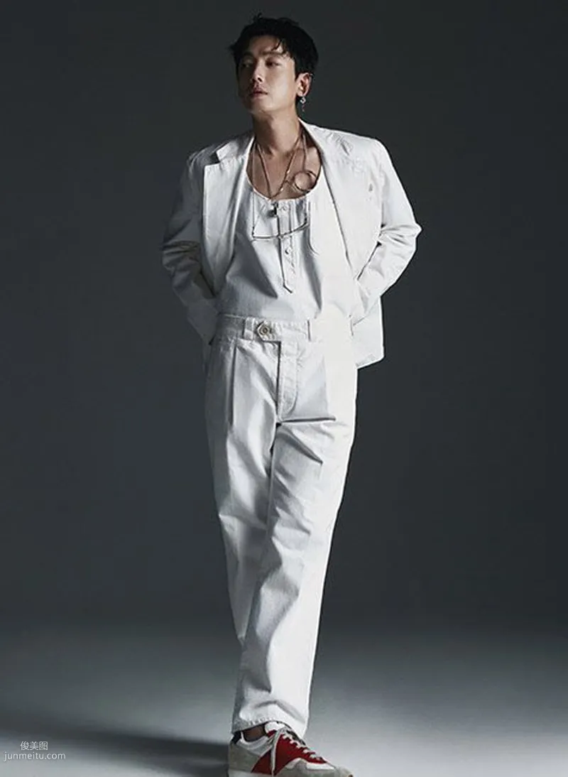 Korean Handsome Male Star Jung Kyung-ho Fashionable Stylish Individual Trend Photos photo 2