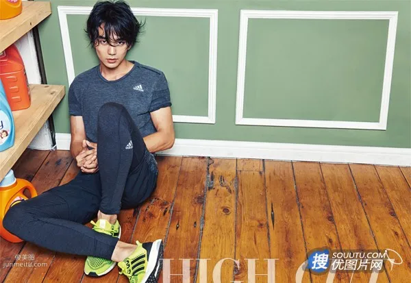 Yu Chenghao Home Sportswear Photos, Drenched in Sweat Showing the Charm of Sports photo 4