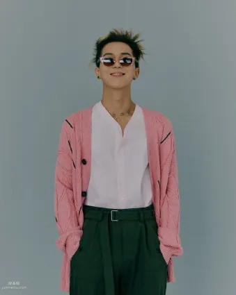 韓國男團WINNER複古帥氣寫真照片