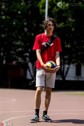 好看的歐美男模們街拍圖片，看下台後的他們日常穿搭
