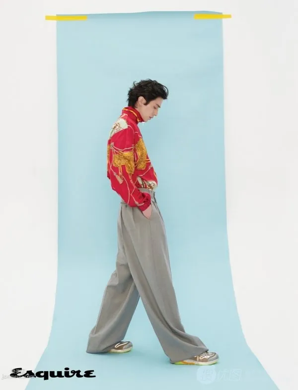 Korean Handsome Guy Lee Dong-wook Shooting Individual Fashion Photo Collection photo 2