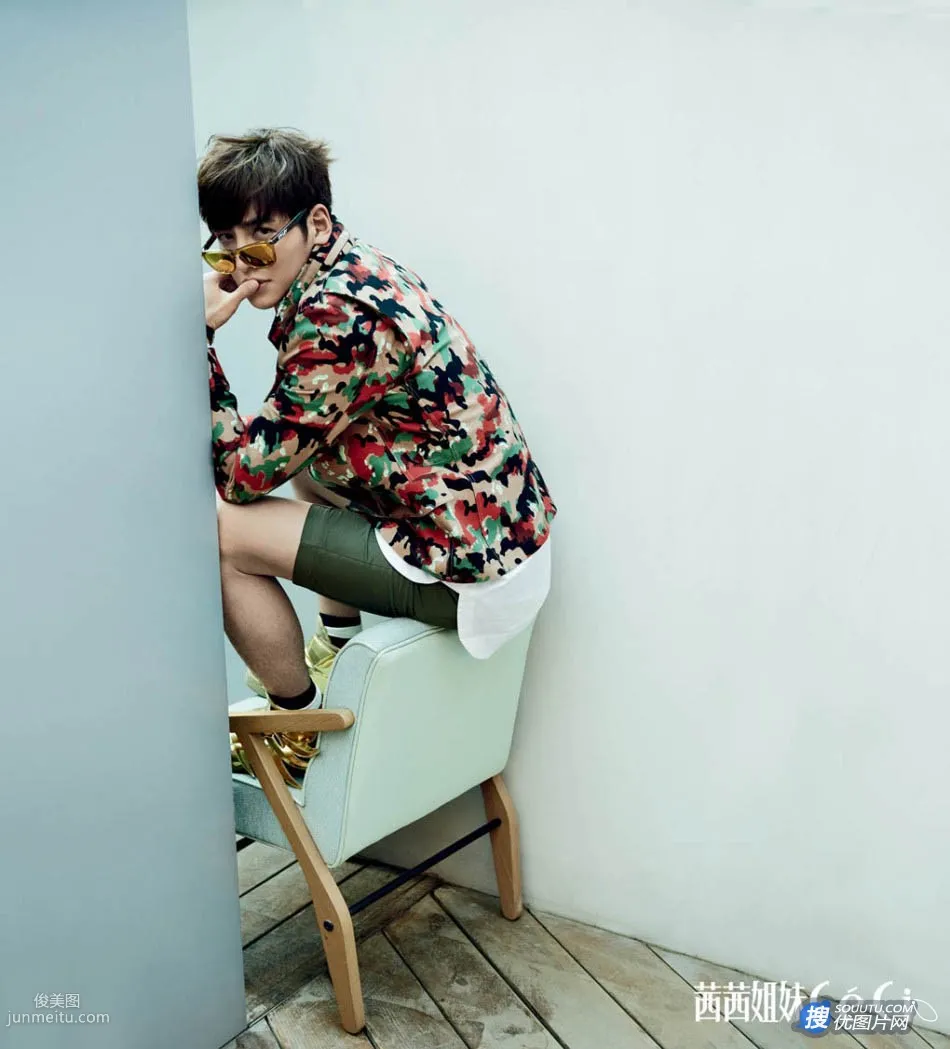 Korean Actor Chi Changxu Magazine Cover Photo Blockbuster photo 4