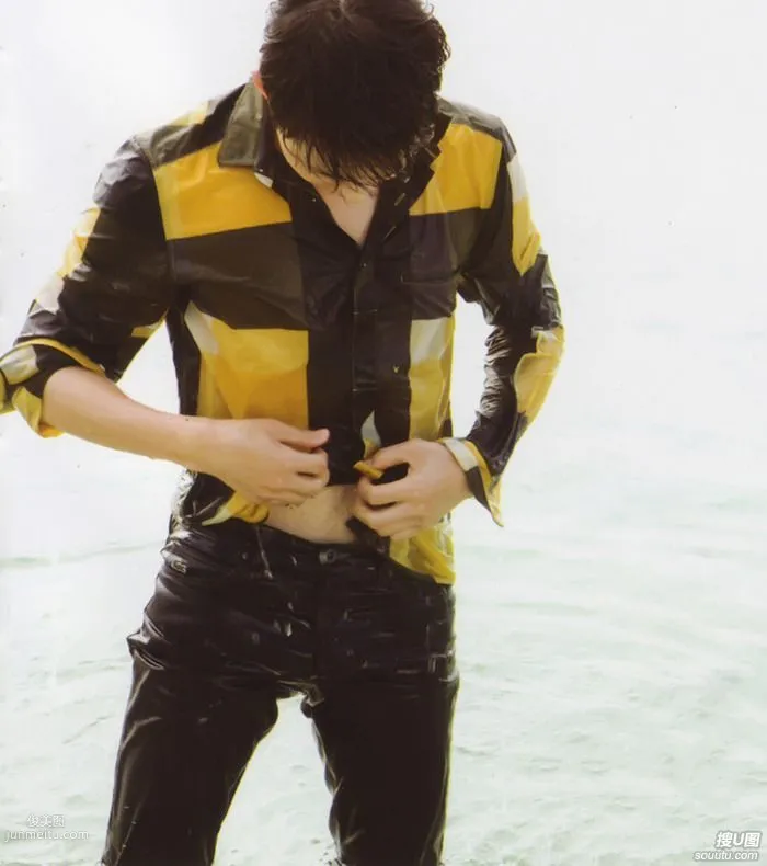 Korean Pretty Boy Song Joong-ki Photos Magazine HD photo 4