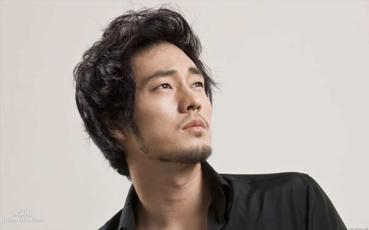 So Ji-sub: Photo Shoot photo 11