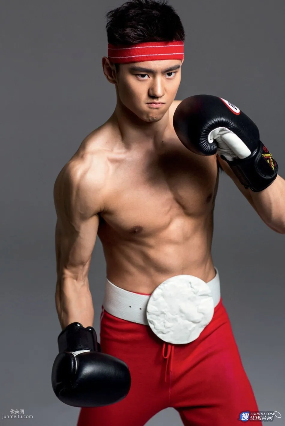 Muscular Handsome Ning Zetao HD Sports Photo Set photo 1