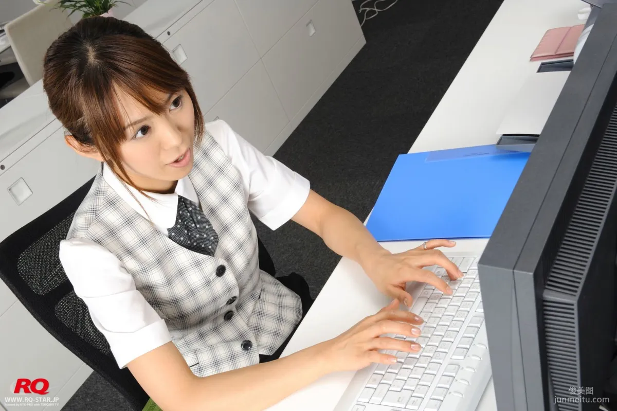 [RQ-STAR] NO.00055 Kotomi Kurosawa 黒沢琴美 Office Lady 寫真集 33