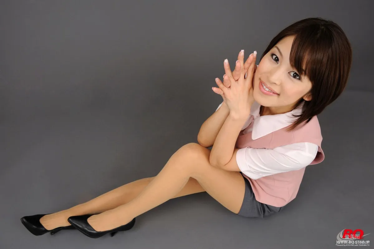 [RQ-STAR] NO.00020 Umi Kurihara 栗原海 Office Lady 寫真集 89