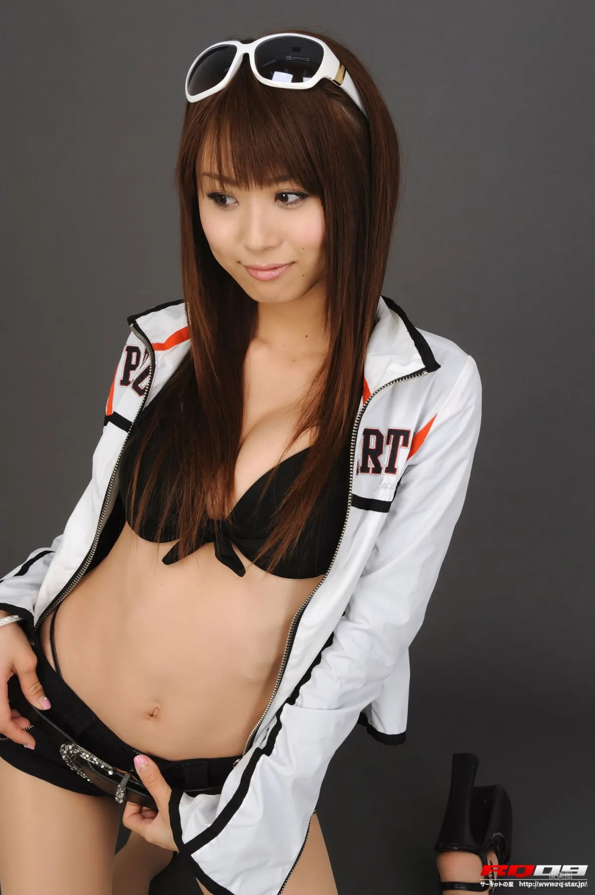 [RQ-STAR] NO.00143 我妻早央/我妻さおり Race Queen – Faust Racing 寫真集 78