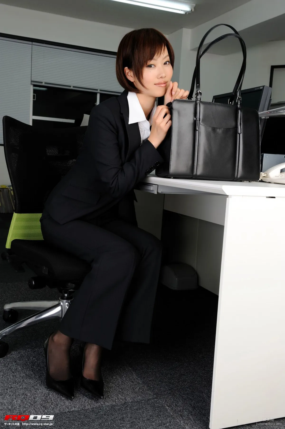 [RQ-STAR Photo Set] NO.00155 Emiri Fujimura Recruit Style Office Beauty Series photo 18