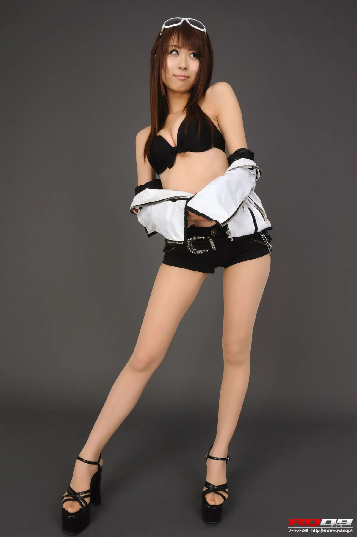 [RQ-STAR] NO.00143 我妻早央/我妻さおり Race Queen – Faust Racing 寫真集 27