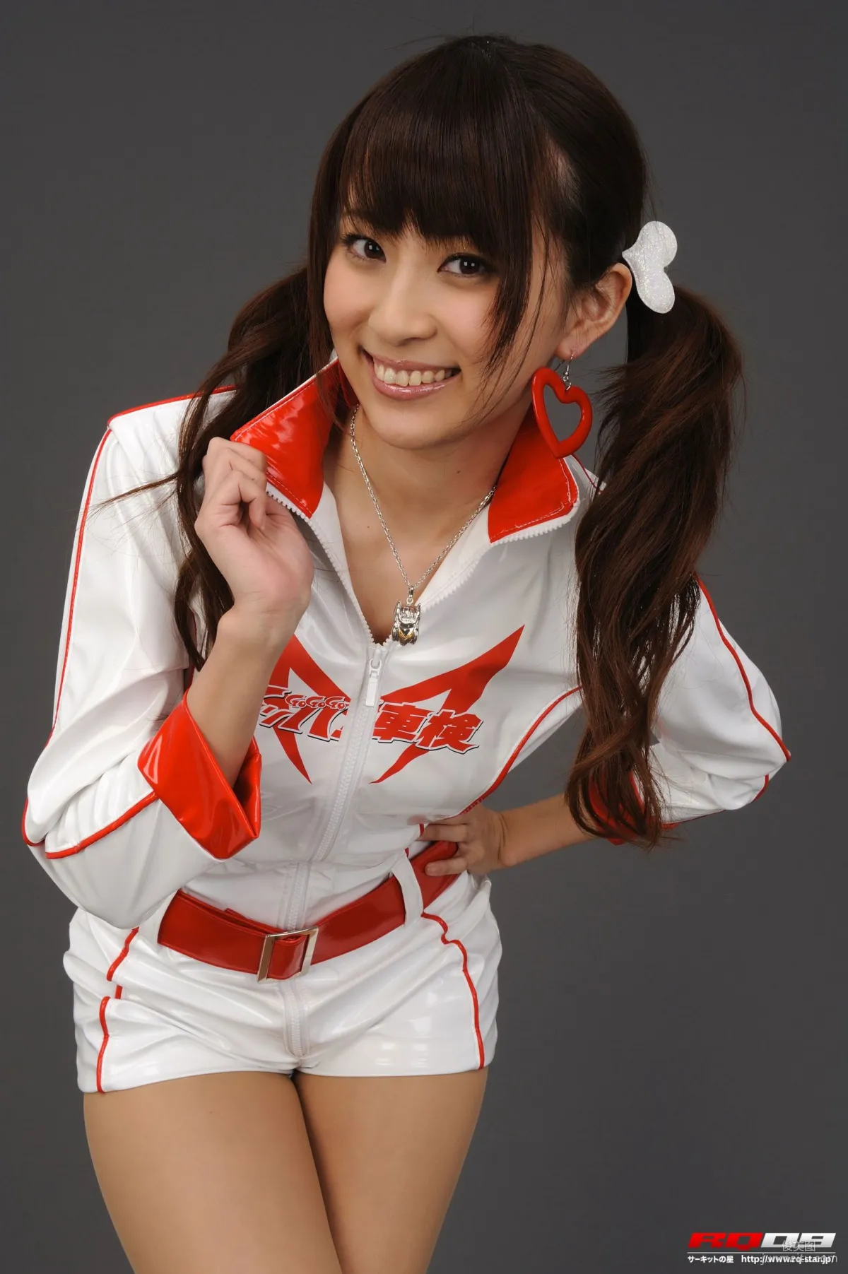 [RQ-STAR] NO.00149 林杏菜 Race Queen – Team Mach 寫真集 4