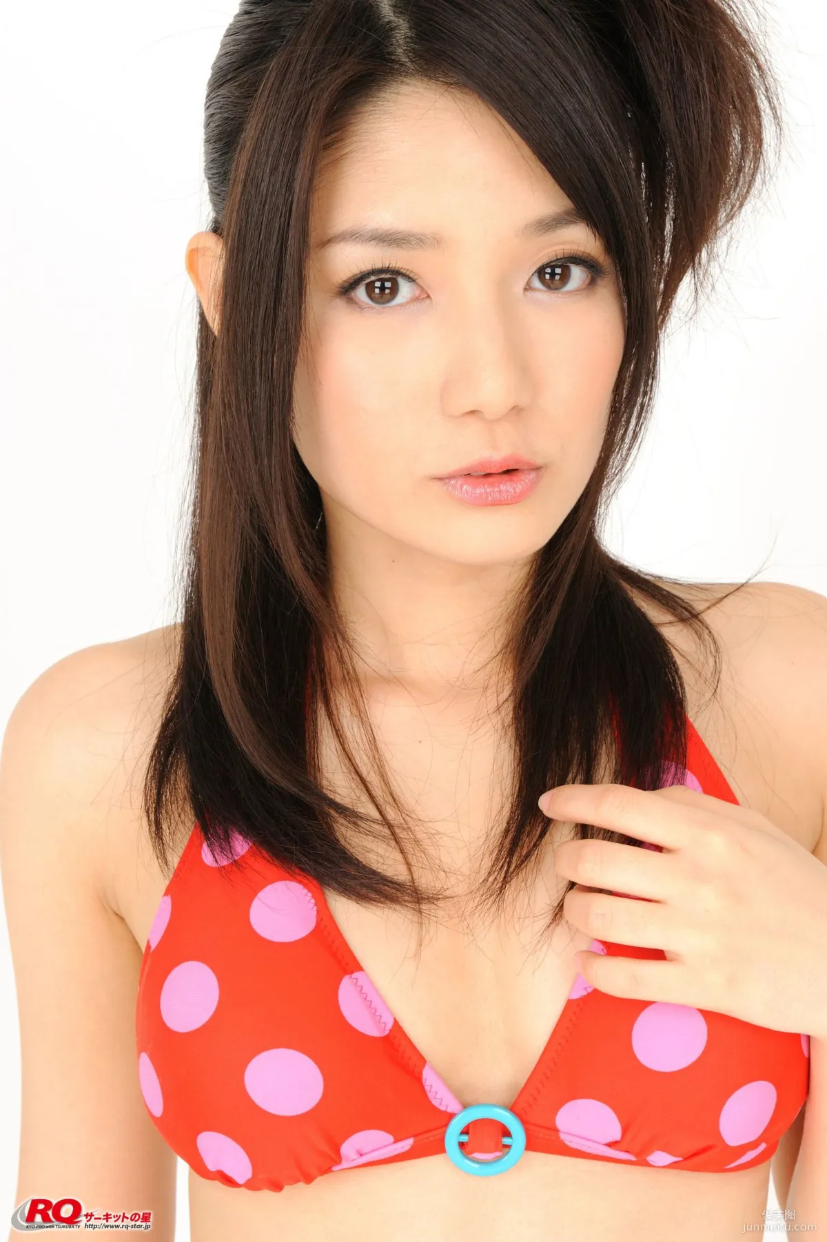 [RQ-STAR] NO.00105 古崎瞳 Swim Suits – Red 泳裝寫真集 20