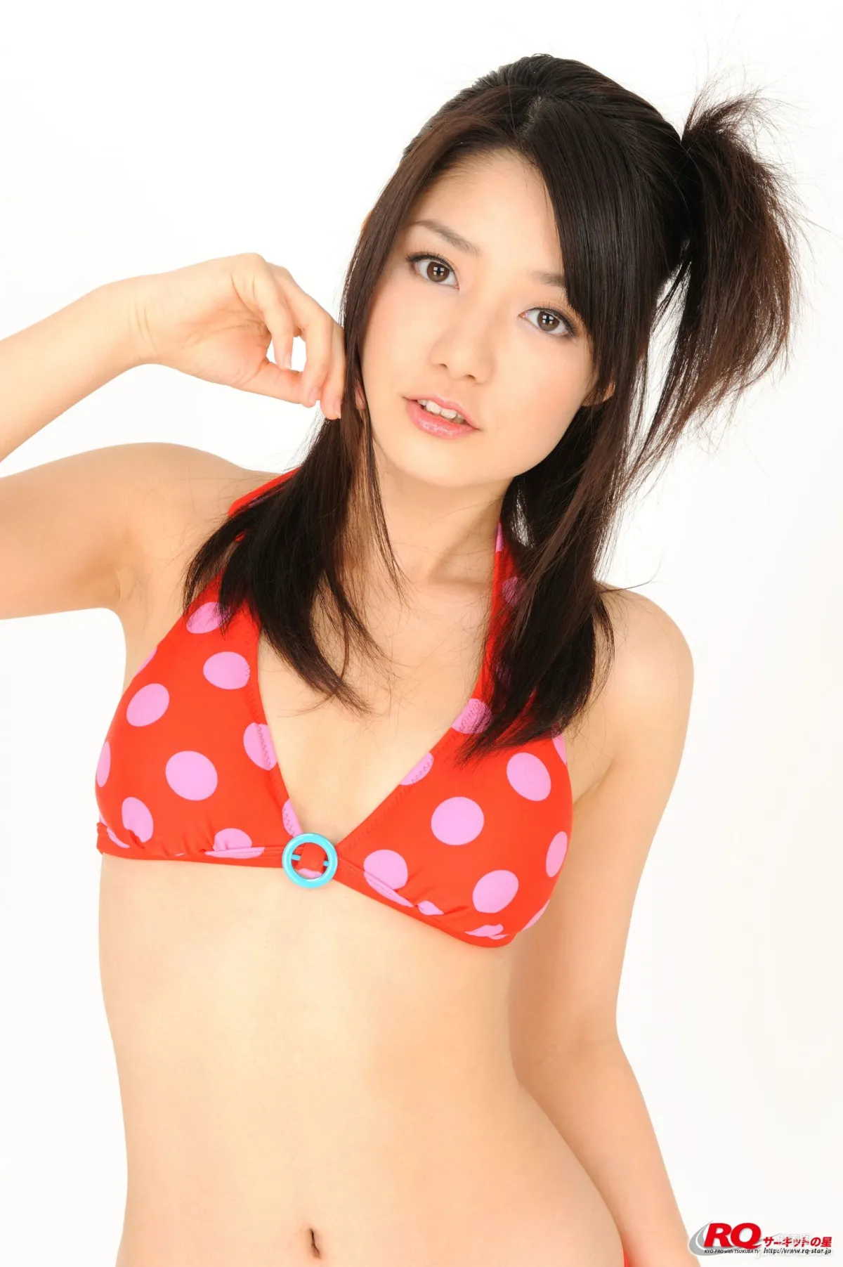 [RQ-STAR] NO.00105 古崎瞳 Swim Suits – Red 泳裝寫真集 13