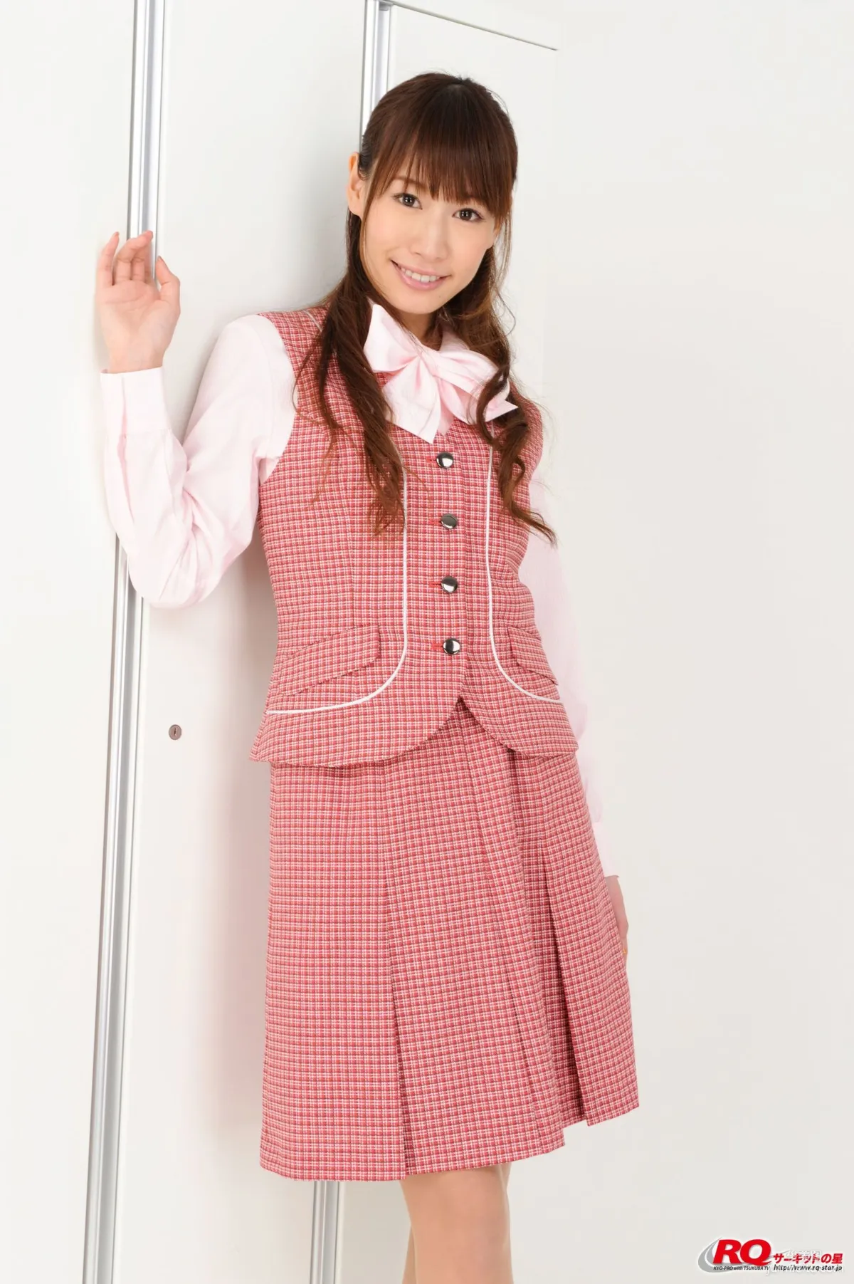 [RQ-STAR] NO.00104 山本裡奈 Office Lady制服系列寫真集 98