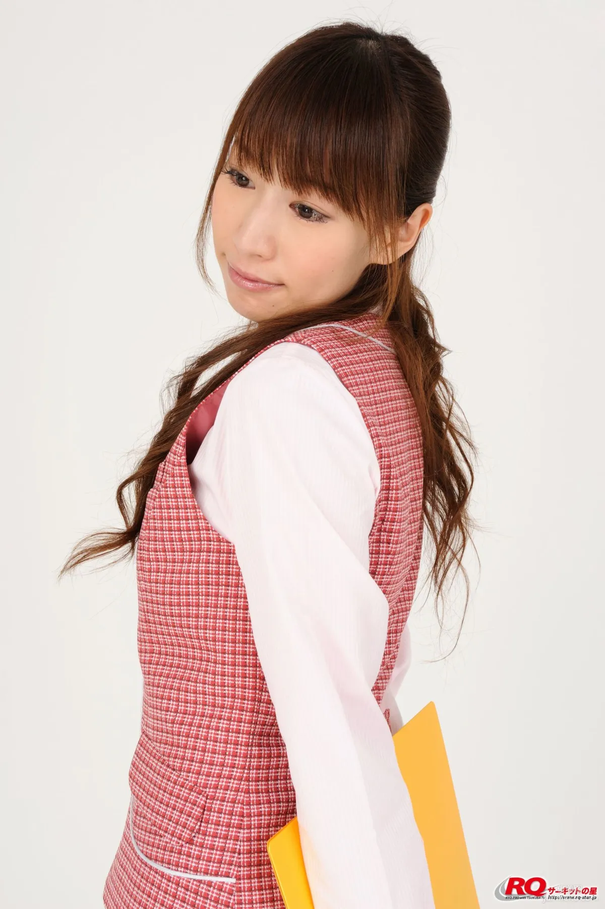 [RQ-STAR] NO.00104 山本裡奈 Office Lady制服系列寫真集 35