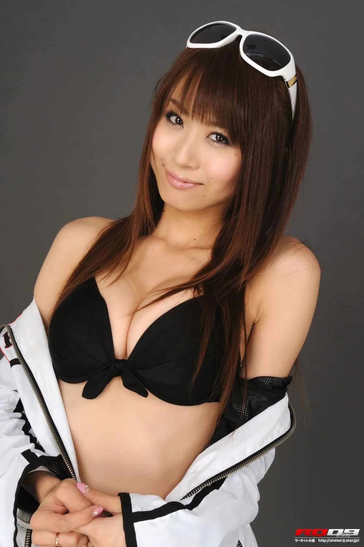 [RQ-STAR] NO.00143 我妻早央/我妻さおり Race Queen – Faust Racing 寫真集 22