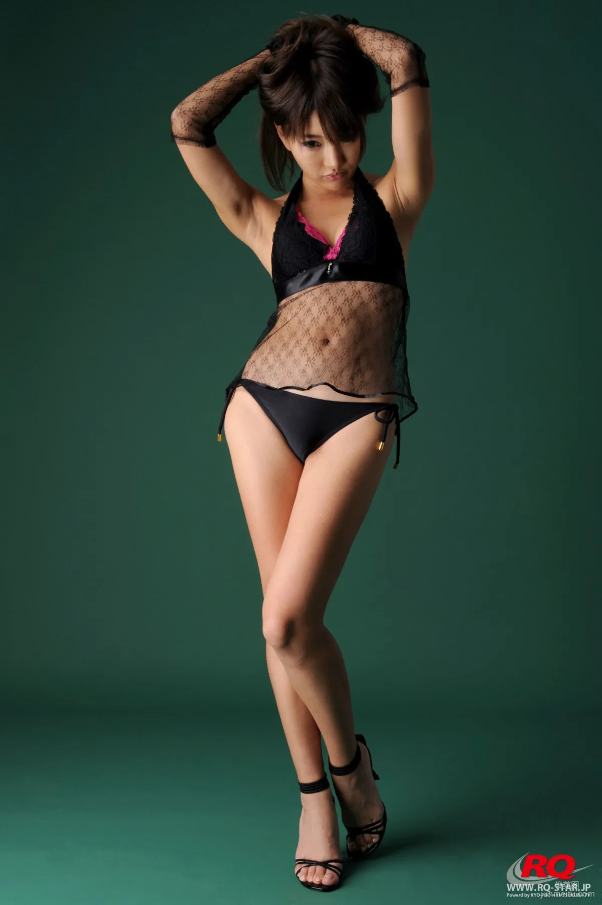 [RQ-STAR] NO.00079 山内智恵 Swim Suits – Black 寫真集 48