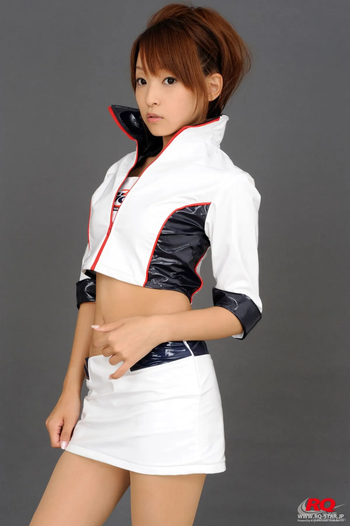 [RQ-STAR] NO.00080 Mio Aoki 青木未央 Race Queen – 2008 5Zigen 寫真集 17